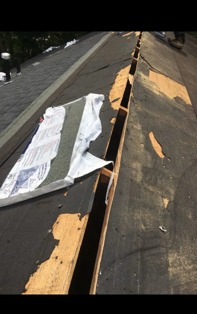 Slide of Lakeside Roofing & Masonary