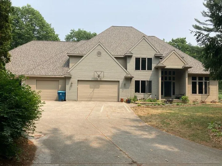 Slide of Lakeside Roofing Company