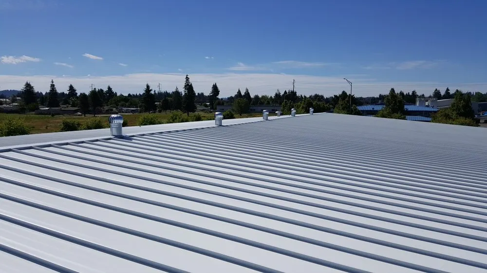 Slide of Lakeside Roofing