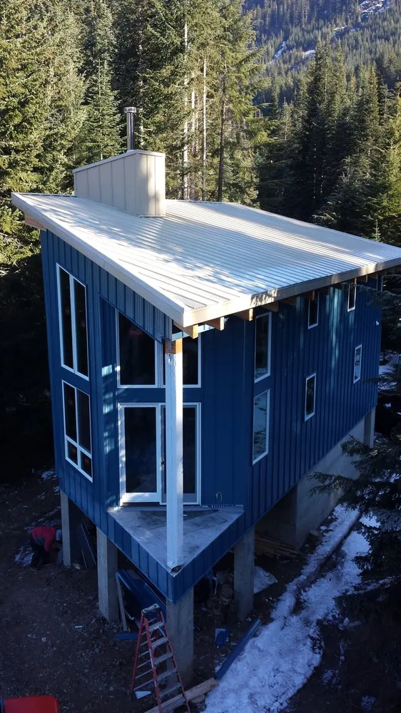 Slide of Lakeside Roofing