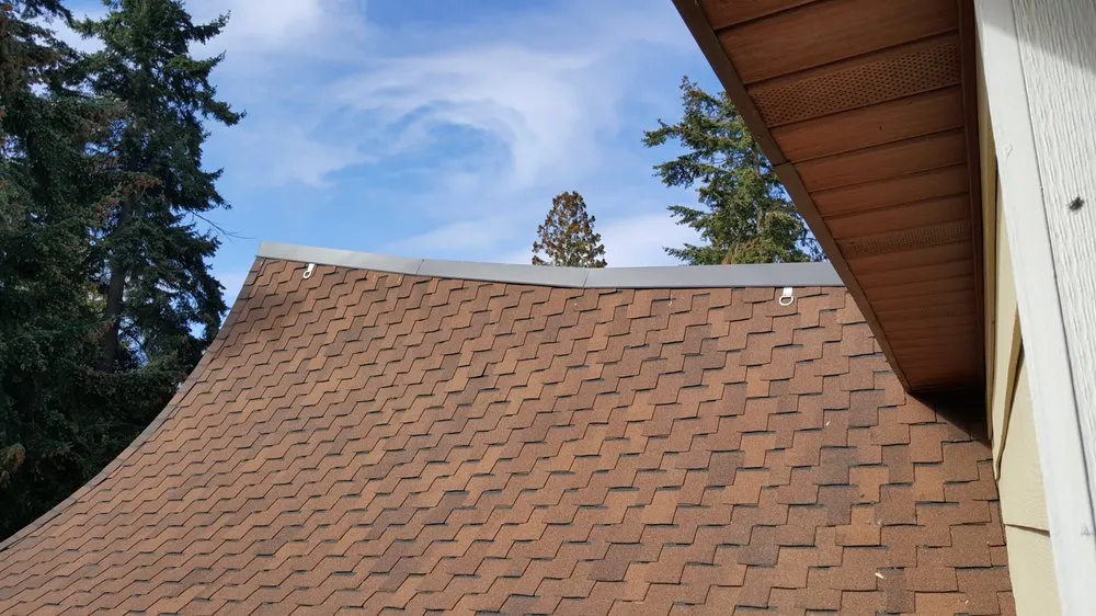 Slide of Lakeside Roofing