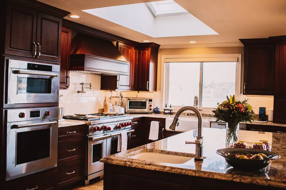 Slide of Lakeview Contractors