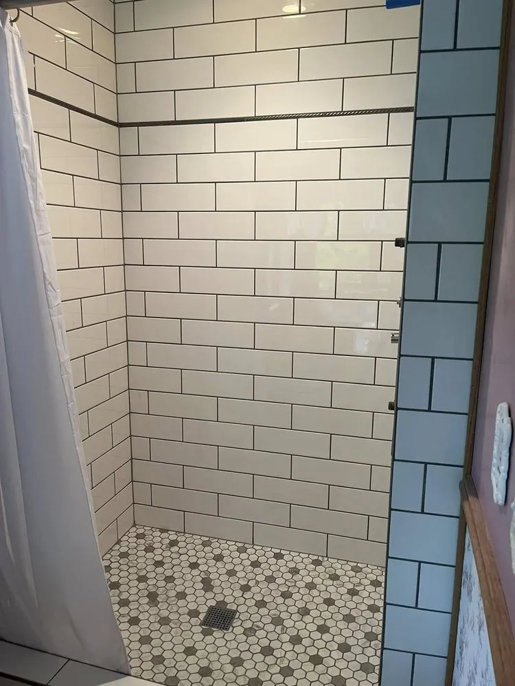 Slide of Lakours Construction