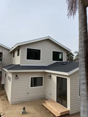 Lalira Hernandez Logo