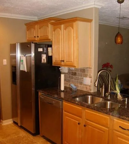 Slide of Lampton Roofing