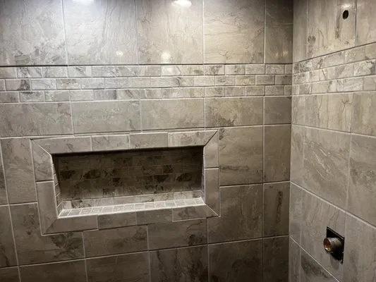 Lamrouexs Construction