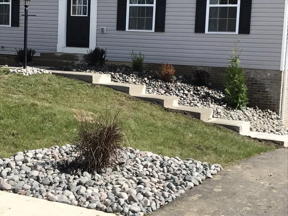 Licensed roof replacement in Lynnwood-Pricedale, PA by Landconcepts Landscape And Roofing