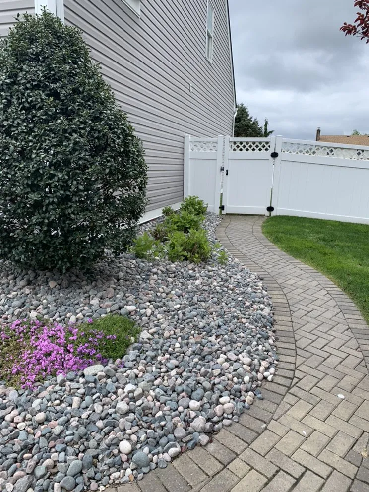 Top-rated roof replacement in Lynnwood-Pricedale, PA - Landconcepts Landscape And Roofing