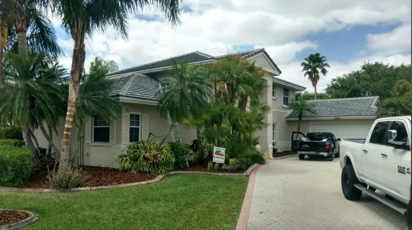 Expert roof inspection for homes in Ft. Lauderdale, FL by Landis Roofing Services