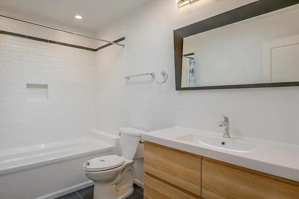 Slide of Landmark Construction