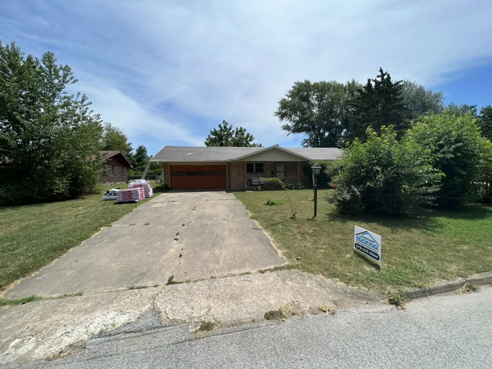 Slide of Landmark Roofing and Restoration