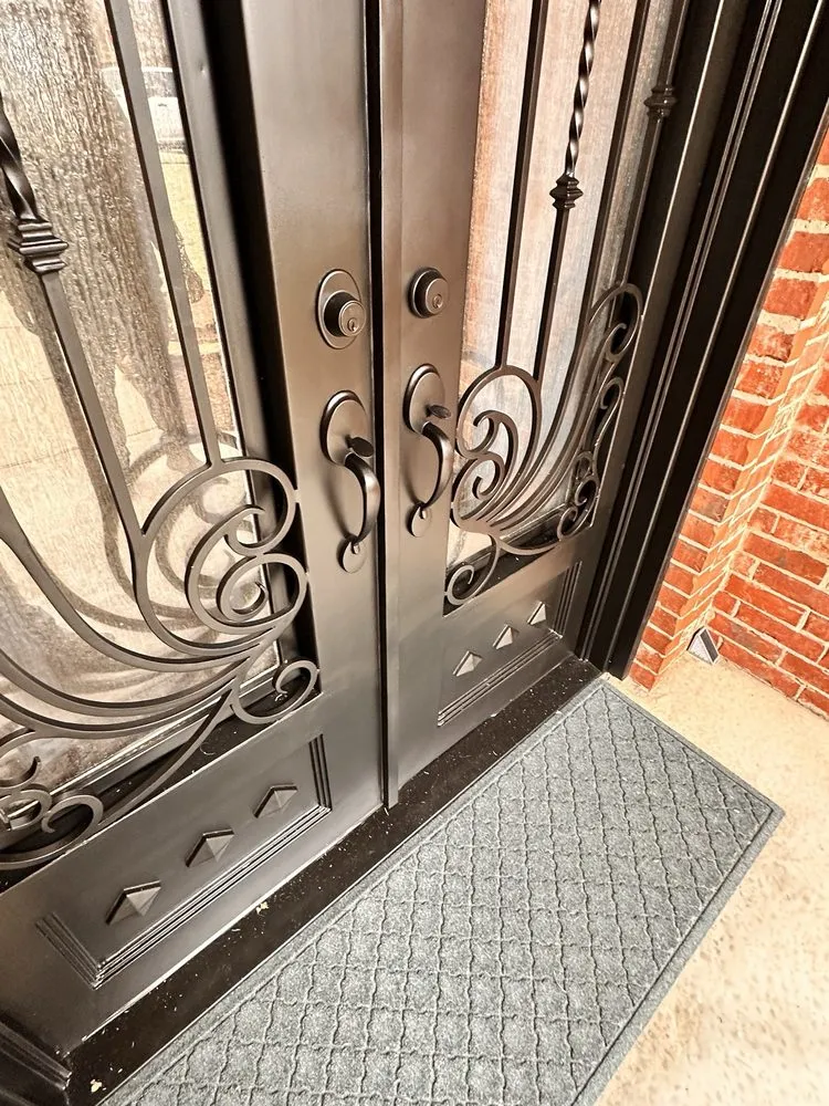 Slide of Landrun 1889 Roofing & Construction