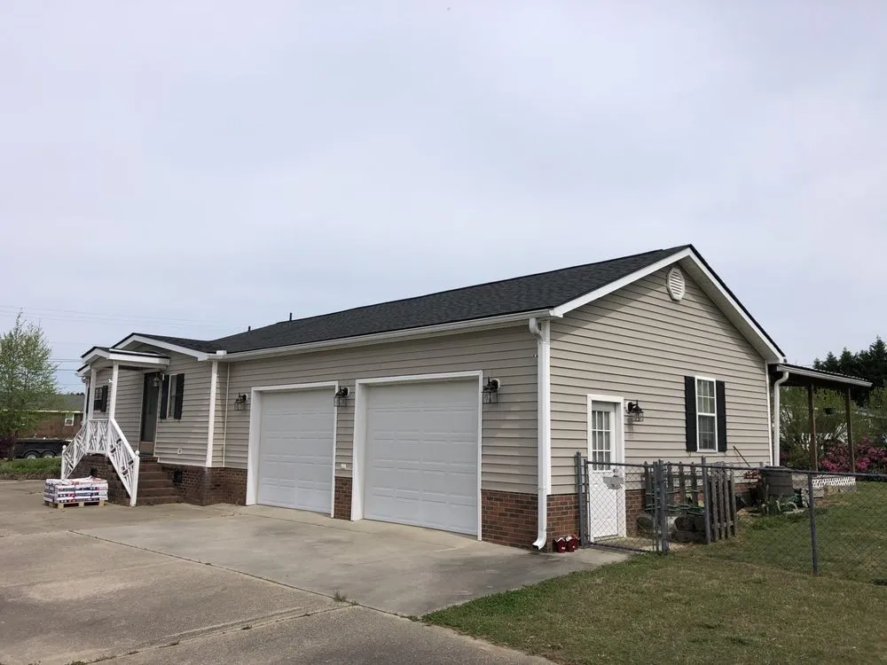 Slide of Lane's Contracting & Roofing