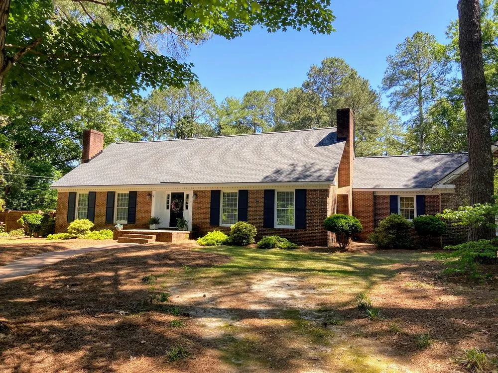 Slide of Lane's Contracting & Roofing