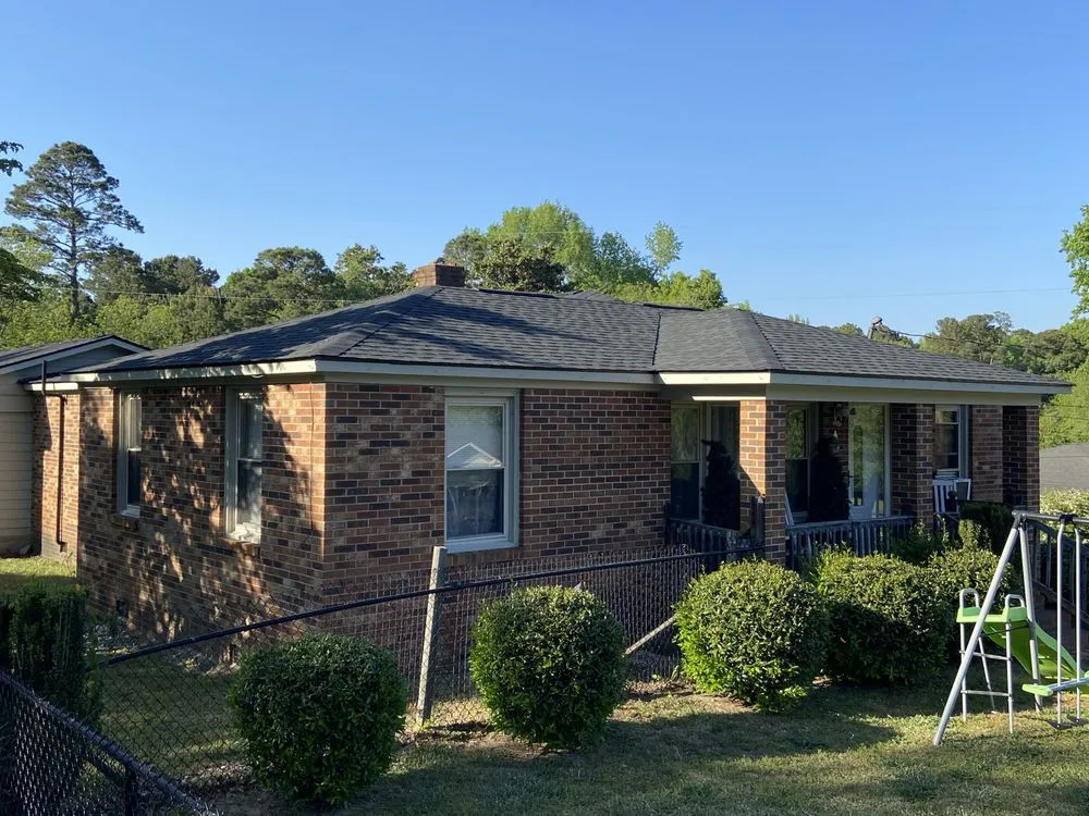 Slide of Lane's Contracting & Roofing