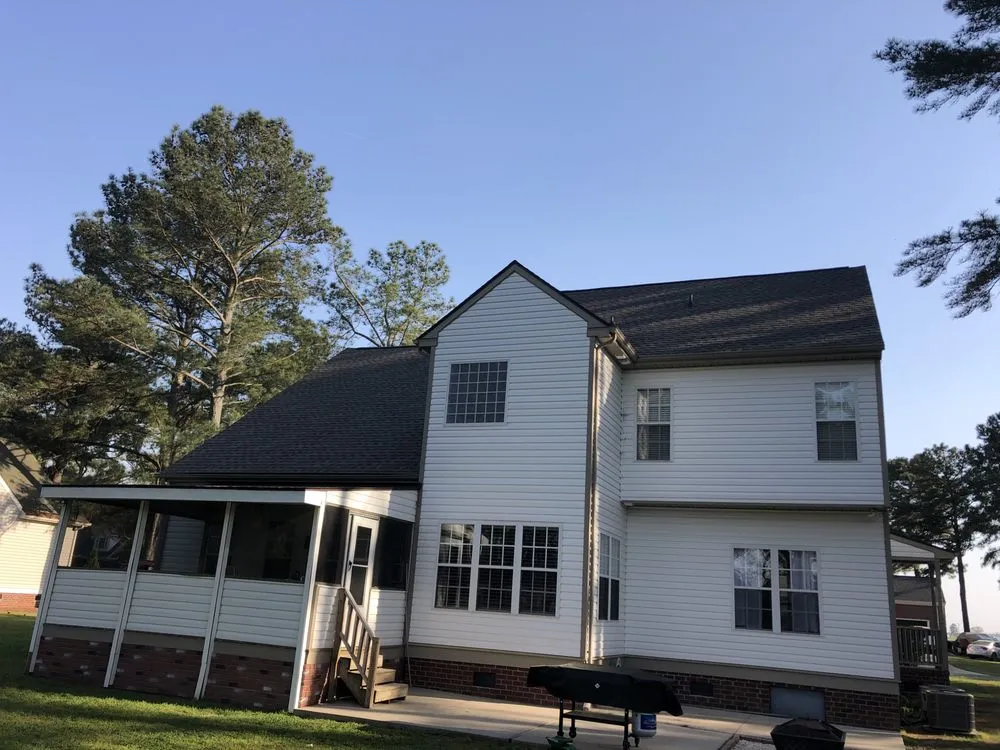 Slide of Lane's Contracting & Roofing