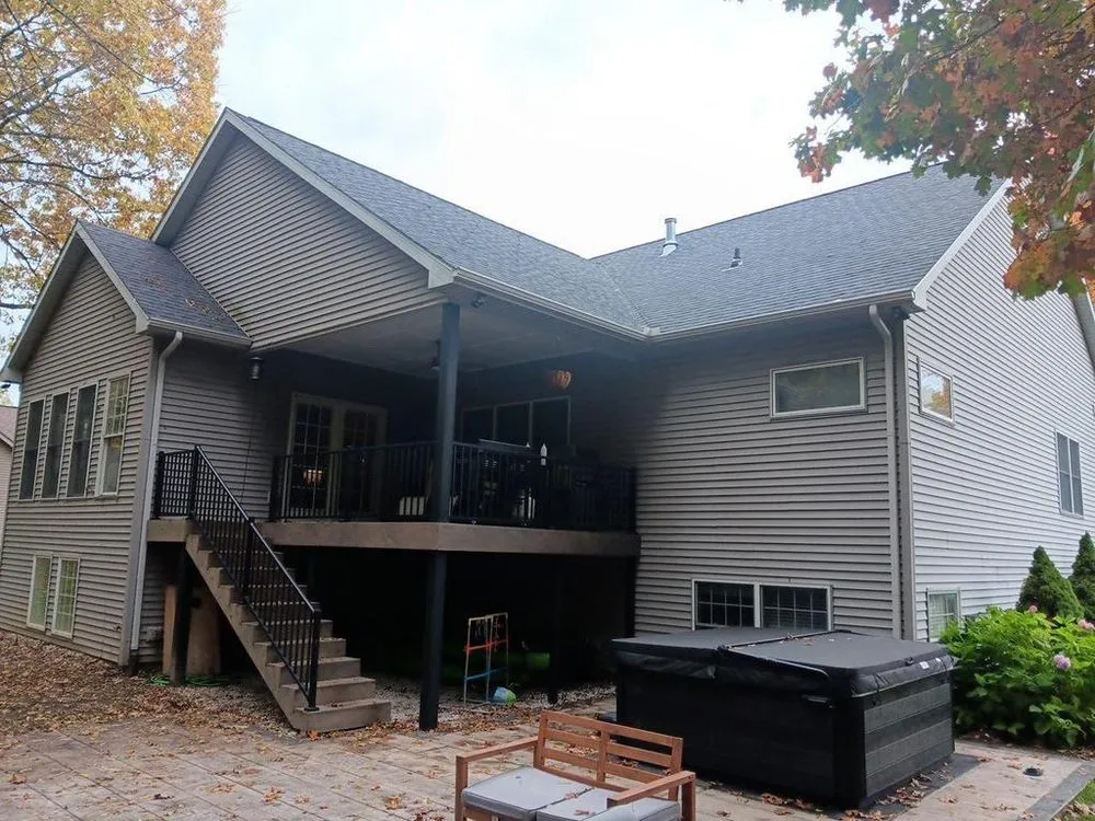 Slide of Lanes Roofing