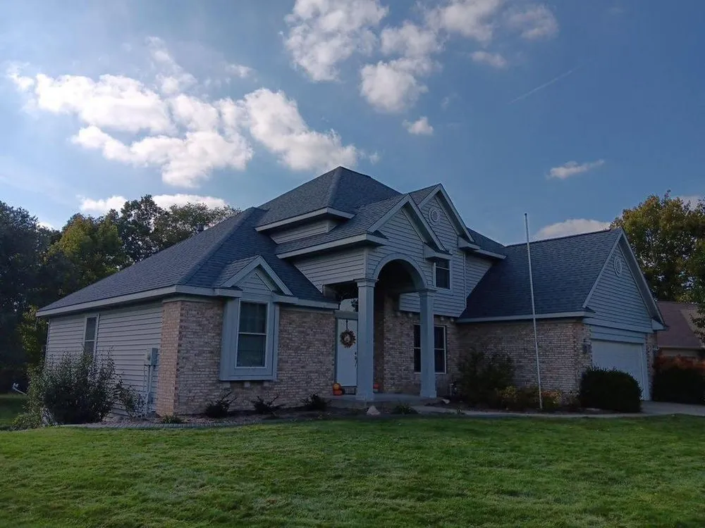Slide of Lanes Roofing