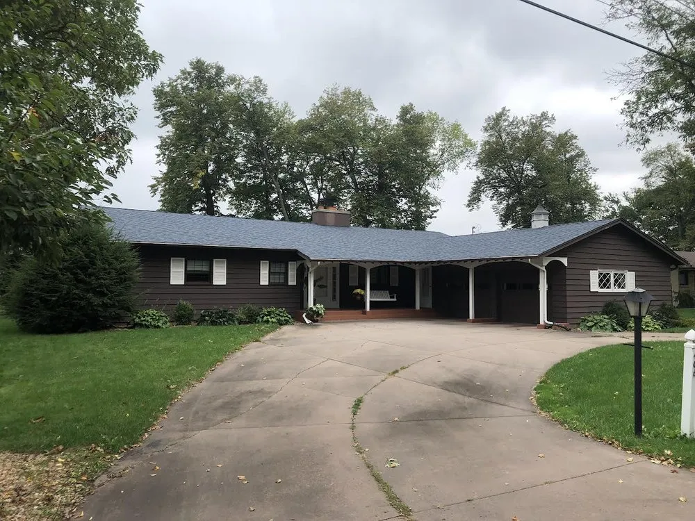 Slide of Lanes Roofing