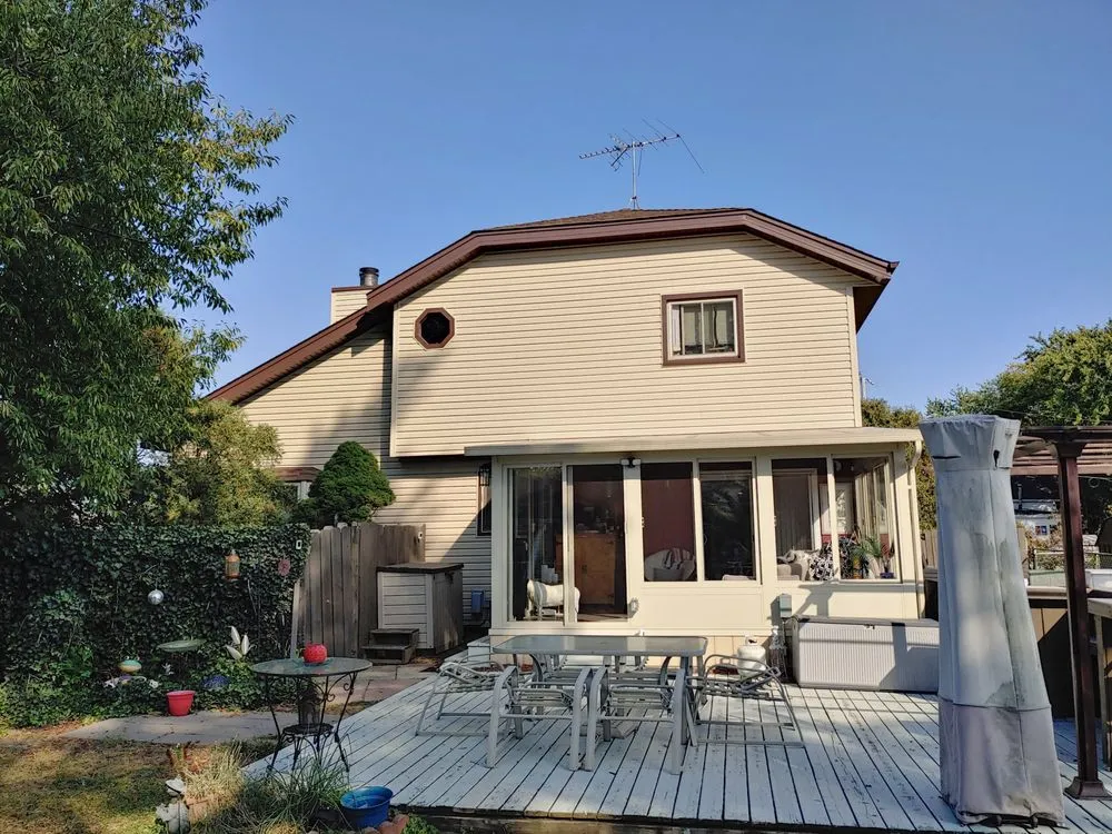 Slide of Lang Home Exteriors