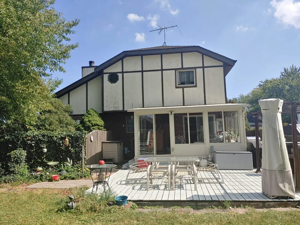 Slide of Lang Home Exteriors