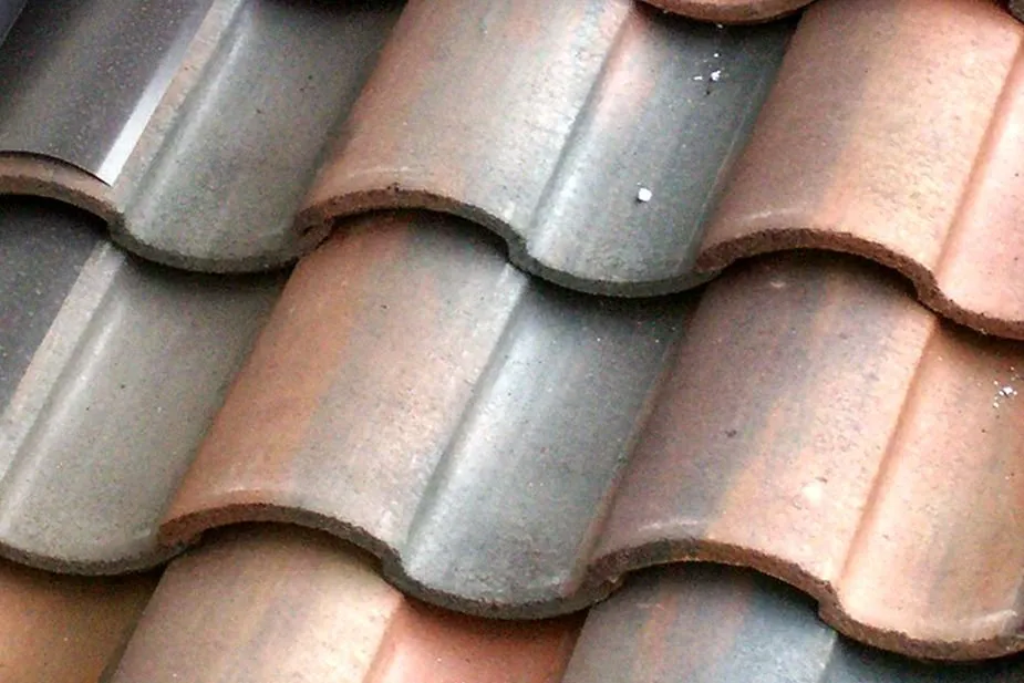 Slide of Lanier Heights Roofing