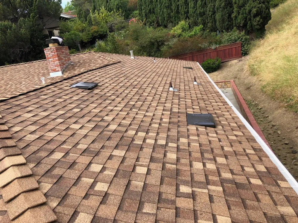 Slide of Lapje Roofing