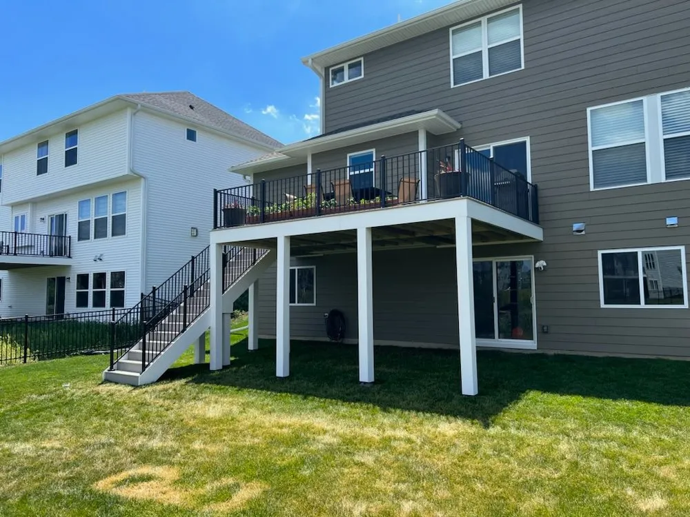 Local roof repair experts serving Elko New Market, MN - Lara Deck's & Exteriors