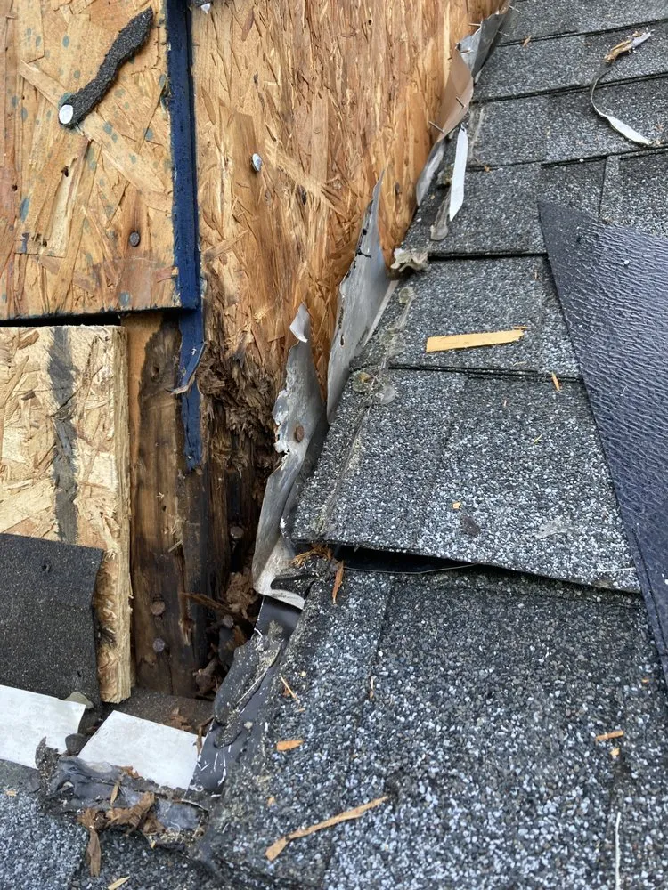 Slide of Lardieri Construction