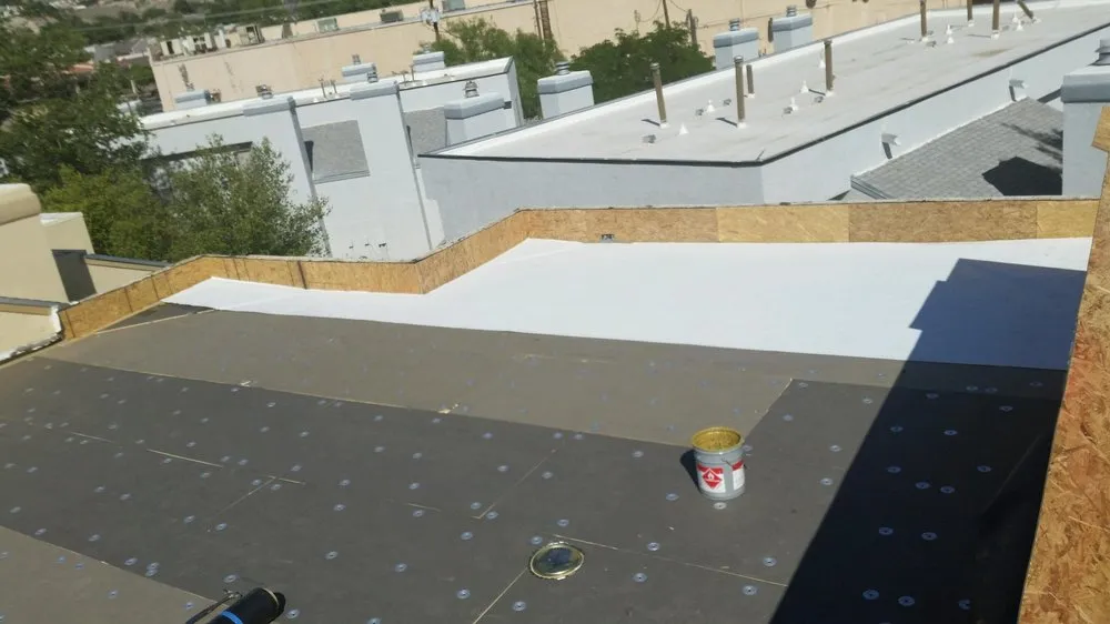 Slide of Lariat Builders Group