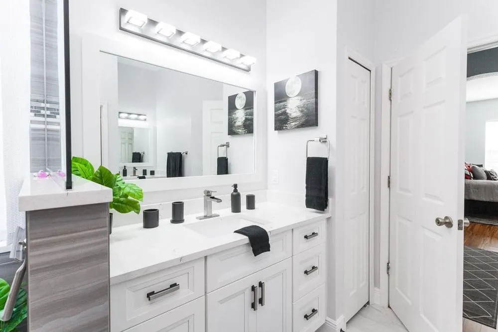 Slide of Larios Contracting