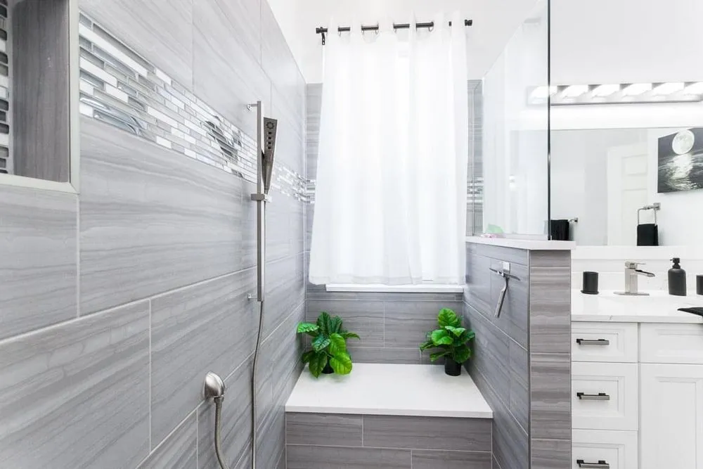 Slide of Larios Contracting