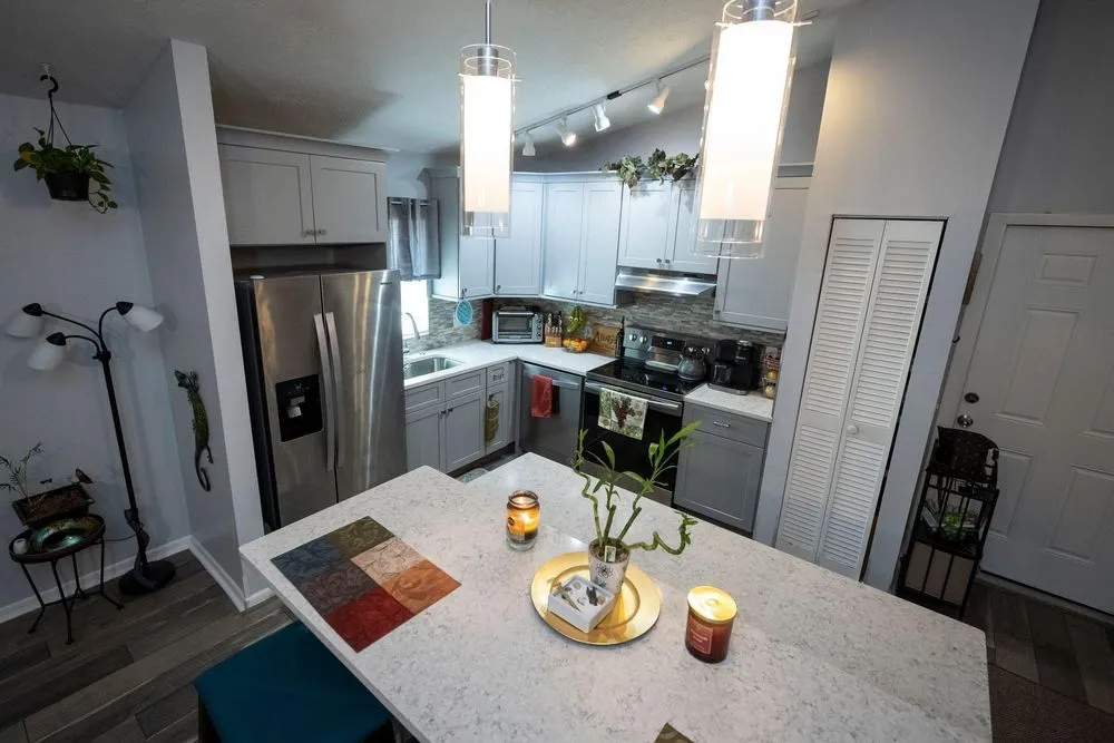 Slide of Larios Contracting