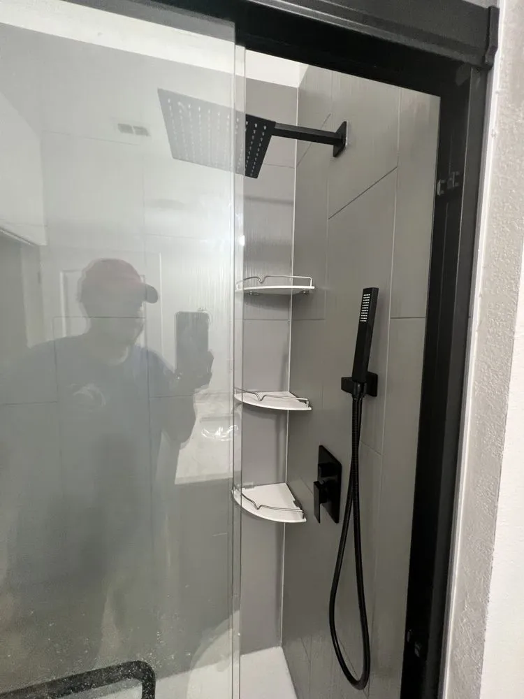 Slide of Larios Contracting