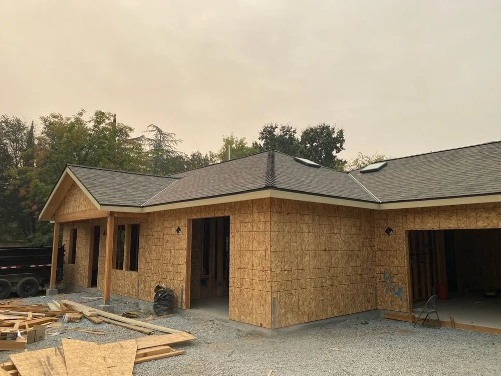 Slide of Larios Roofing