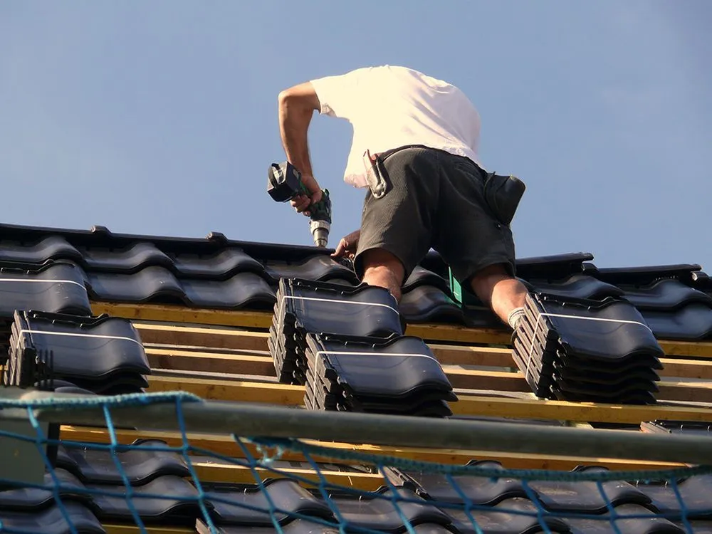Slide of Larrabee Roofing