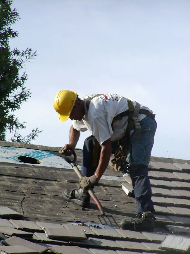 Slide of Larry L Vaught Roofing