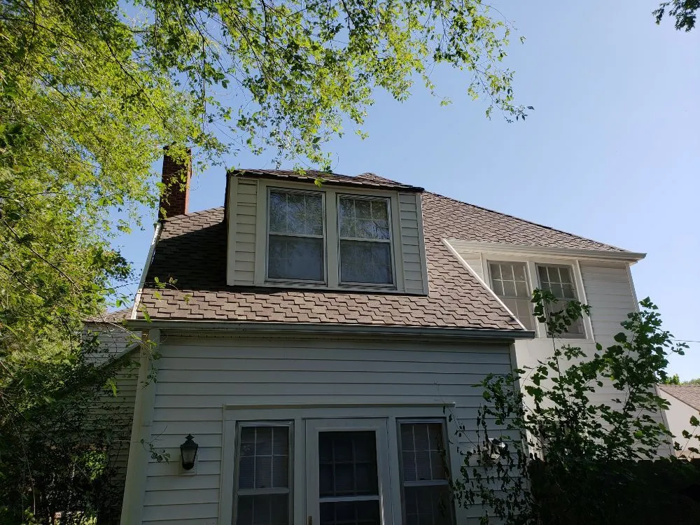 Slide of Larry Walty Roofing & Guttering