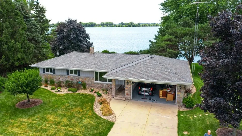 Slide of Larson Home Services