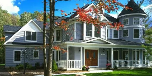 Slide of Larson Siding & Windows