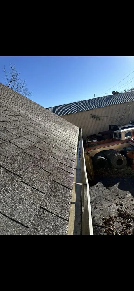 Slide of Lasley Contracting