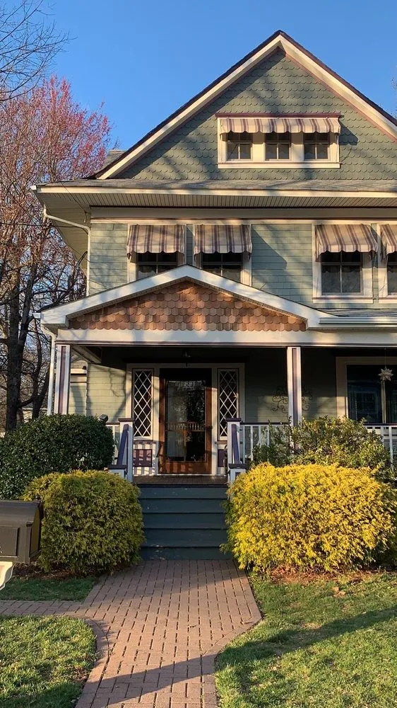 Slide of Lasting Construction