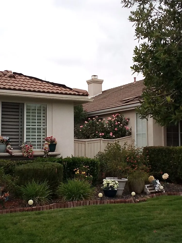Slide of Latchford Roofing