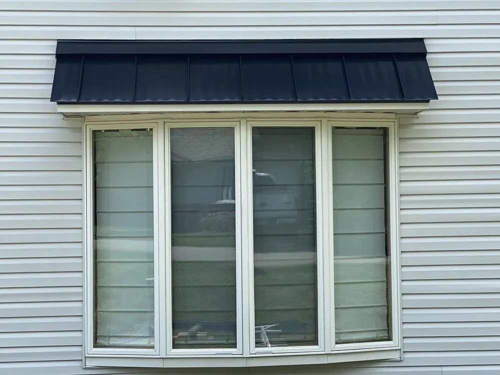 Slide of Laurel Builders