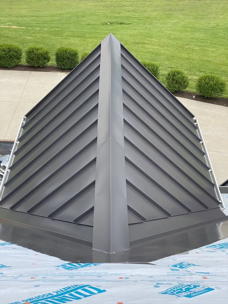 Slide of Laurel Builders