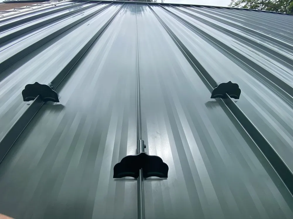 Slide of Laurel Builders