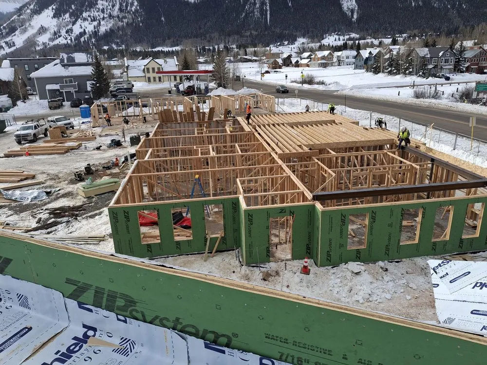 Slide of Lauriano construction