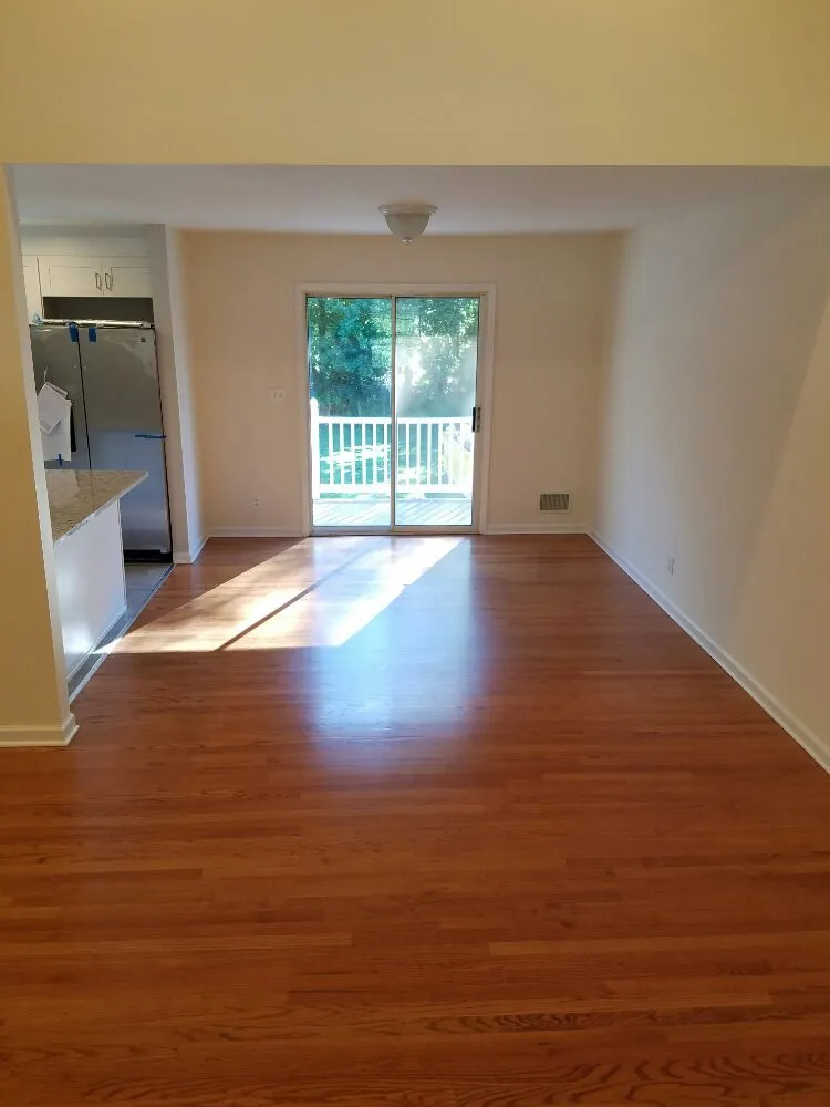 Slide of Lauro General Construction