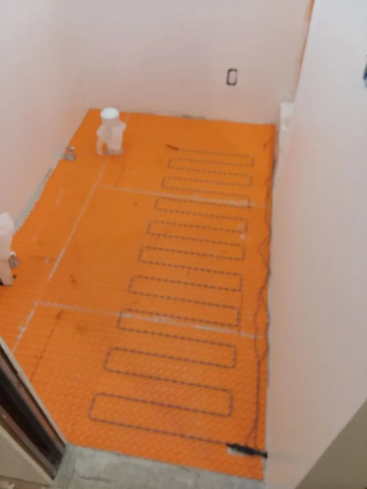 Slide of LAUZON’S CONSTRUCTION