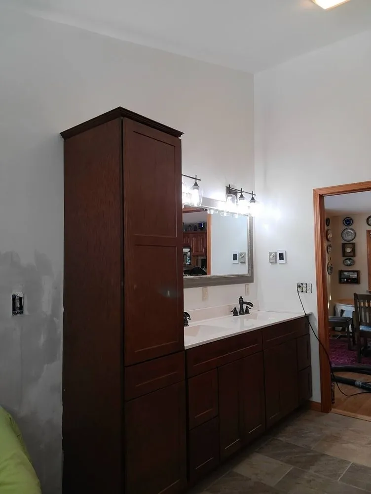 Slide of LAUZON’S CONSTRUCTION